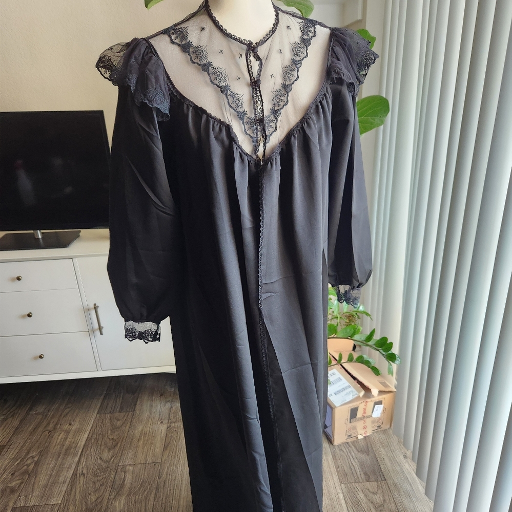 Vintage Christian Dior Lace Nightgown Robe